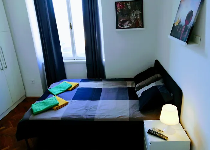Pula Center Green Park Apartments And Rooms