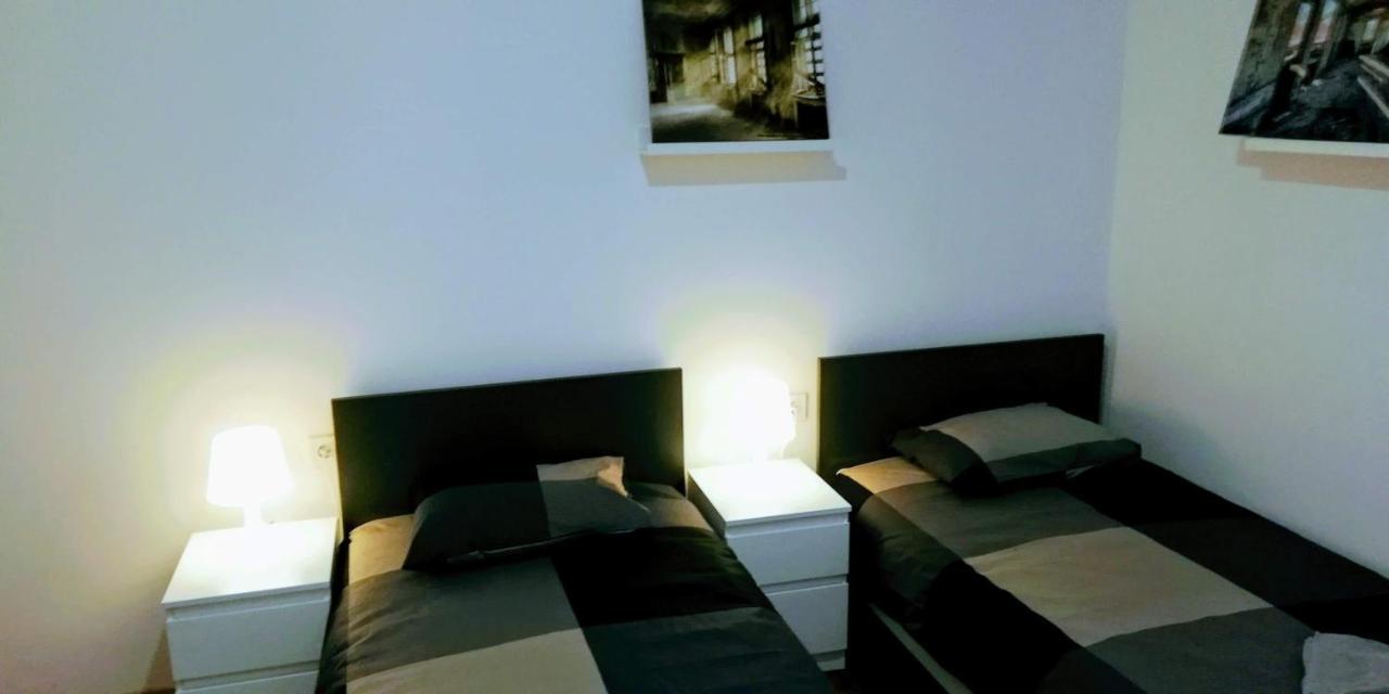 Center Park And Apartment Pula